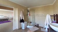 Main Bathroom - 20 square meters of property in Fishers Hill