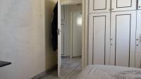 Bed Room 2 - 14 square meters of property in Parktown