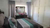 Main Bedroom - 18 square meters of property in Deneysville