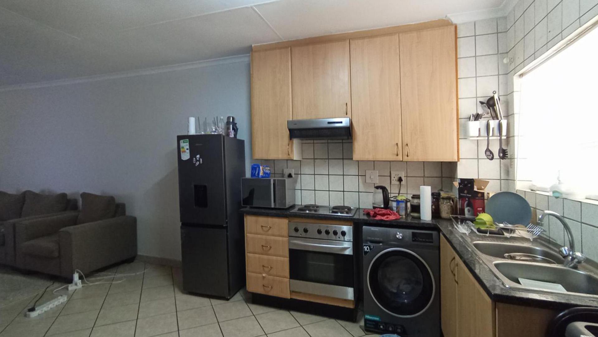 Kitchen - 12 square meters of property in Tijger Vallei