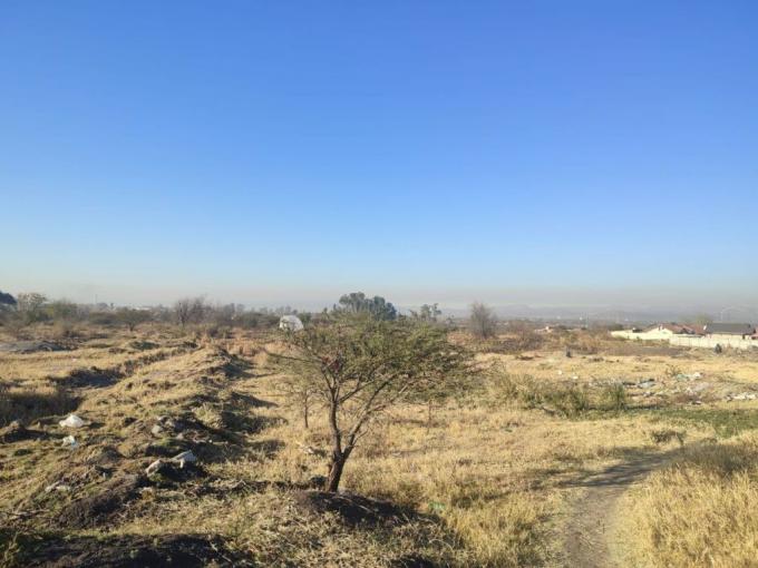 Land for Sale For Sale in Boitekong - MR590540