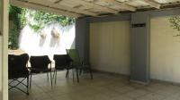 Patio - 22 square meters of property in Blairgowrie