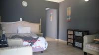 Bed Room 5+ - 84 square meters of property in Krugersdorp