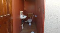 Bathroom 2 - 2 square meters of property in Bergbron
