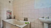 Bathroom 1 of property in La Rochelle - JHB