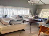 Lounges of property in Harrismith