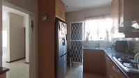 Kitchen - 10 square meters of property in Sunnyrock