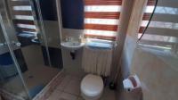 Bathroom 2 - 6 square meters of property in Glen Ridge (Gauteng - West)