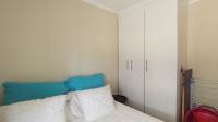 Bed Room 1 - 9 square meters of property in Die Hoewes