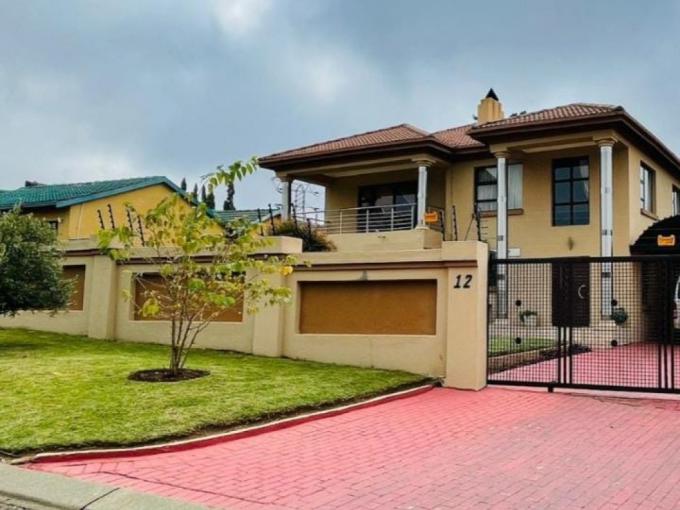 5 Bedroom House for Sale For Sale in Meredale - MR594117