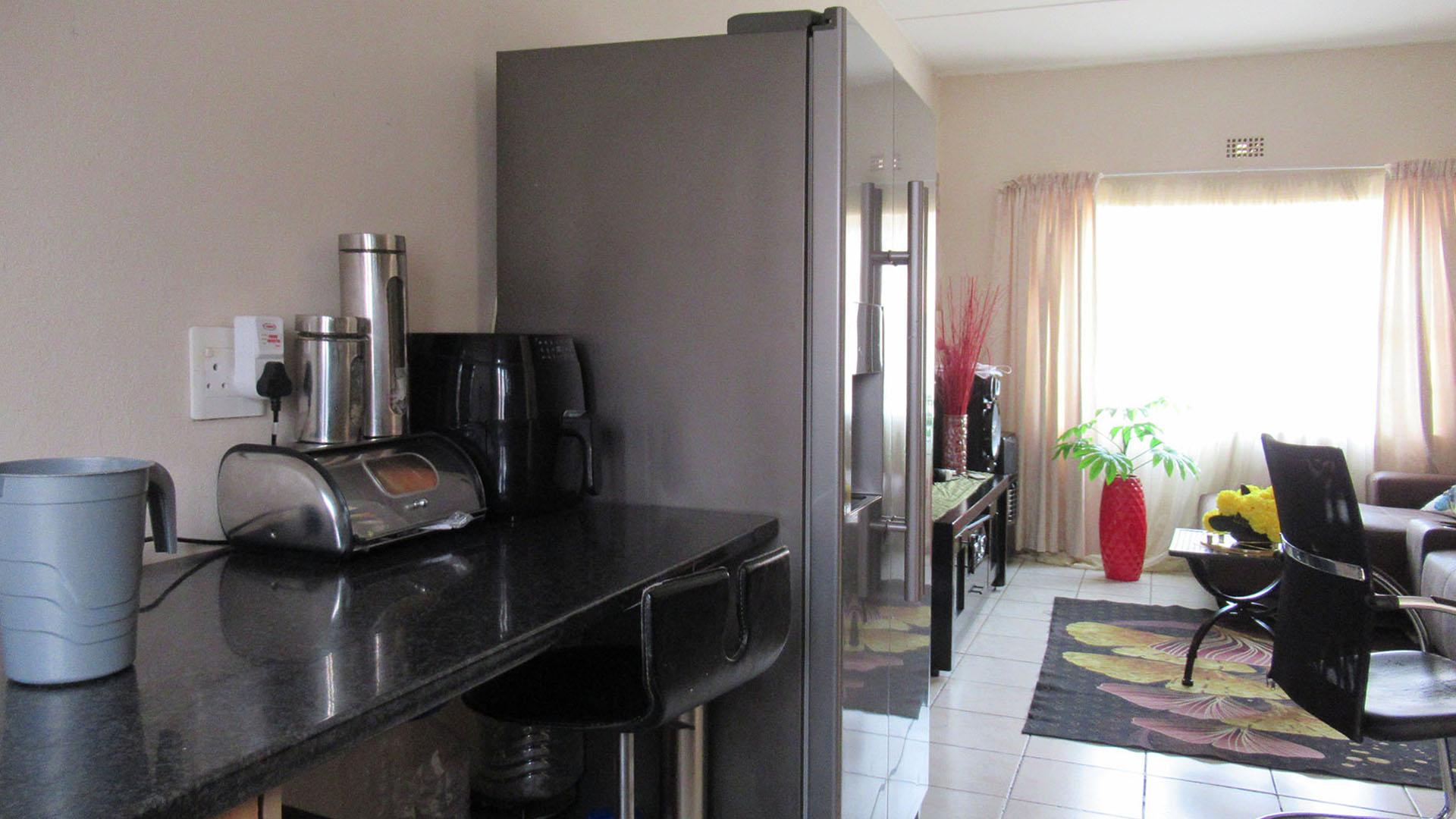 Kitchen - 5 square meters of property in Crystal Park