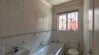 Bathroom 1 - 4 square meters of property in Norkem park