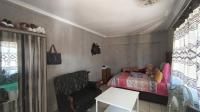 Bed Room 1 - 33 square meters of property in Rosettenville