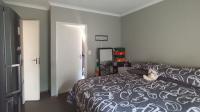 Main Bedroom - 11 square meters of property in Noordhang