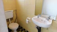 Main Bathroom - 3 square meters of property in Pinetown 