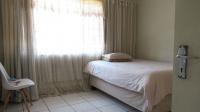 Bed Room 1 - 15 square meters of property in Alan Manor