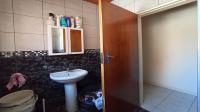 Bathroom 1 - 11 square meters of property in Esther Park