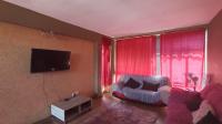 Lounges - 18 square meters of property in Vanderbijlpark