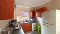 Kitchen - 9 square meters of property in Parkrand