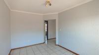 Dining Room - 19 square meters of property in Sunward park
