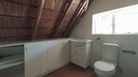 Bathroom 2 - 17 square meters of property in Crowthorne AH