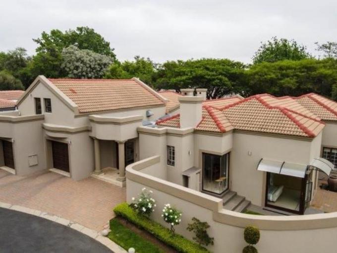 4 Bedroom House for Sale For Sale in Bryanston - MR597070