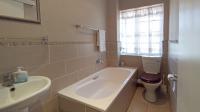 Main Bathroom - 8 square meters of property in Bryanston