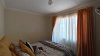 Main Bedroom - 11 square meters of property in Dawn Park