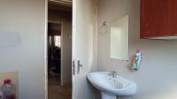 Bathroom 1 - 5 square meters of property in Jukskei Park
