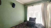 Bed Room 2 - 8 square meters of property in Ormonde
