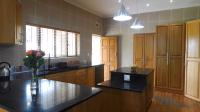 Kitchen - 35 square meters of property in Athlone Park