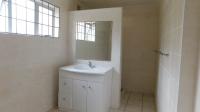 Bathroom 1 - 9 square meters of property in Athlone Park