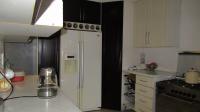 Kitchen - 14 square meters of property in Orlando West