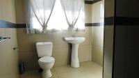 Bathroom 2 - 6 square meters of property in Cleland