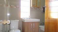Bathroom 3+ - 6 square meters of property in Turffontein