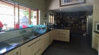 Kitchen - 35 square meters of property in Randpark Ridge