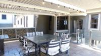 Patio - 64 square meters of property in Bulwer