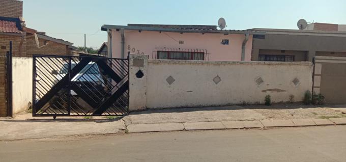 2 Bedroom House for Sale and to Rent For Sale in Soweto - MR601765