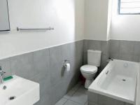 Bathroom 1 - 7 square meters of property in Clubview