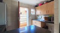 Kitchen - 6 square meters of property in Chantelle