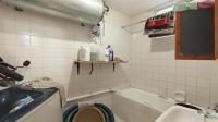 Bathroom 1 - 10 square meters of property in Wonderboom South