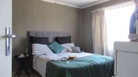 Main Bedroom - 14 square meters of property in Watervalspruit