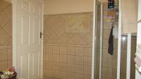 Bathroom 1 - 2 square meters of property in Florida North