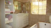 Bathroom 1 - 2 square meters of property in Florida North