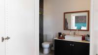 Main Bathroom - 7 square meters of property in Durban North 
