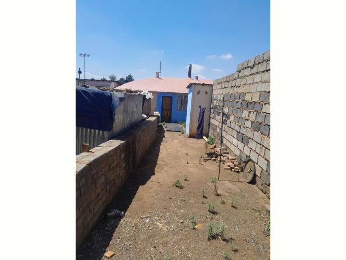 1 Bedroom House for Sale and to Rent For Sale in Soweto - MR604283