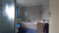 Bathroom 2 - 8 square meters of property in Chartwell A.H.
