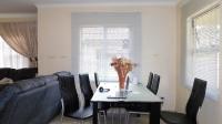 Dining Room - 11 square meters of property in Kloof 