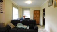Lounges - 16 square meters of property in Kloof 