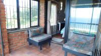 Patio - 20 square meters of property in Hibberdene